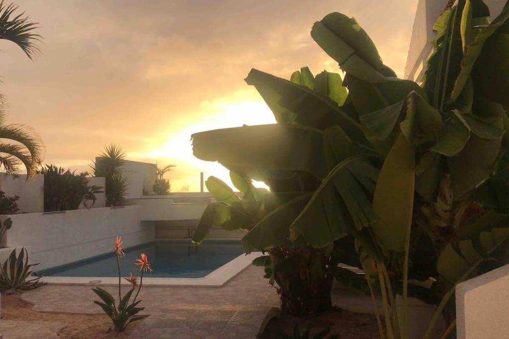 Gezellige Villa Met Prachtig Zicht En Zwembad Arona  Exteriér fotografie